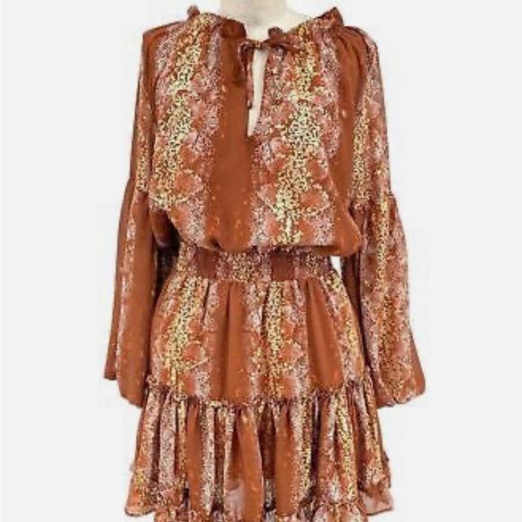 Buddy Love Dress - Picture 5 of 5